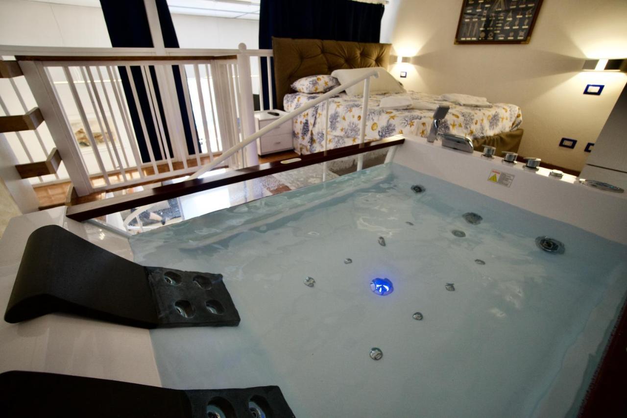 Maja With Jacuzzi * Ischia